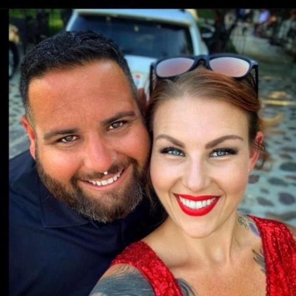 Meet your Posher, Shea - Picture 1 of 1